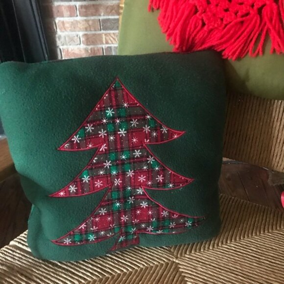 Rare Vintage Handmade Soft Christmas Tree Pillow - Picture 4 of 9